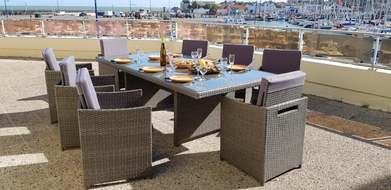 Appartement Vue Sur Mer Et Port Grandcamp-Maisy Exterior photo