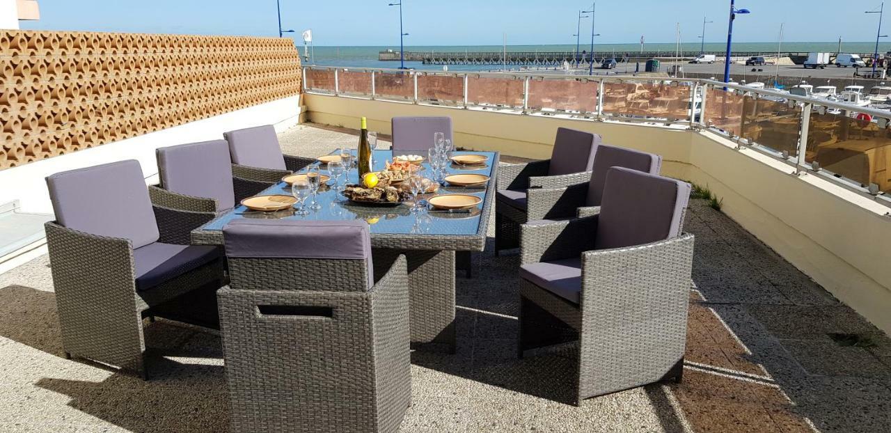 Appartement Vue Sur Mer Et Port Grandcamp-Maisy Exterior photo
